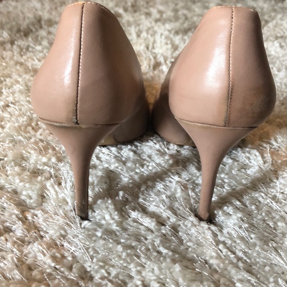 Victoria’s Secret brand Blush pointy pumps - Picture 2 of 6